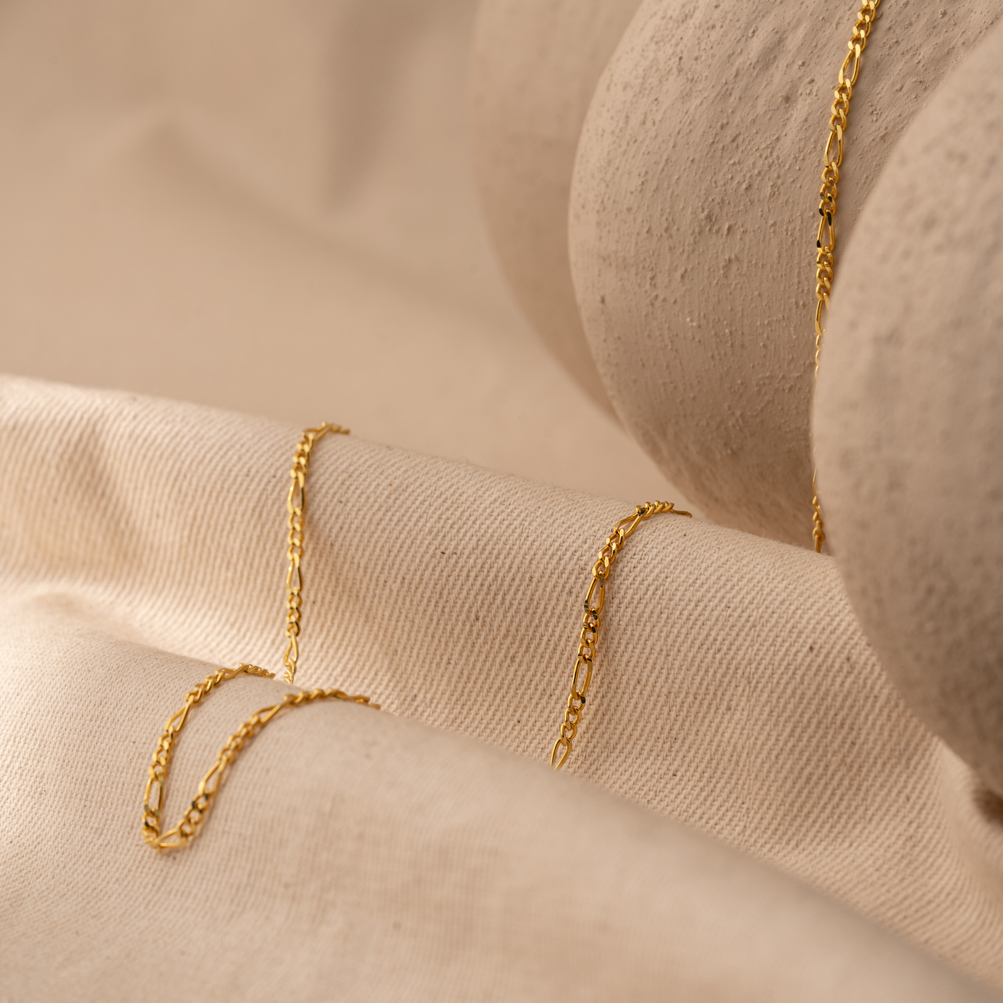 Figaro Chain Necklace – UXV Jewelry