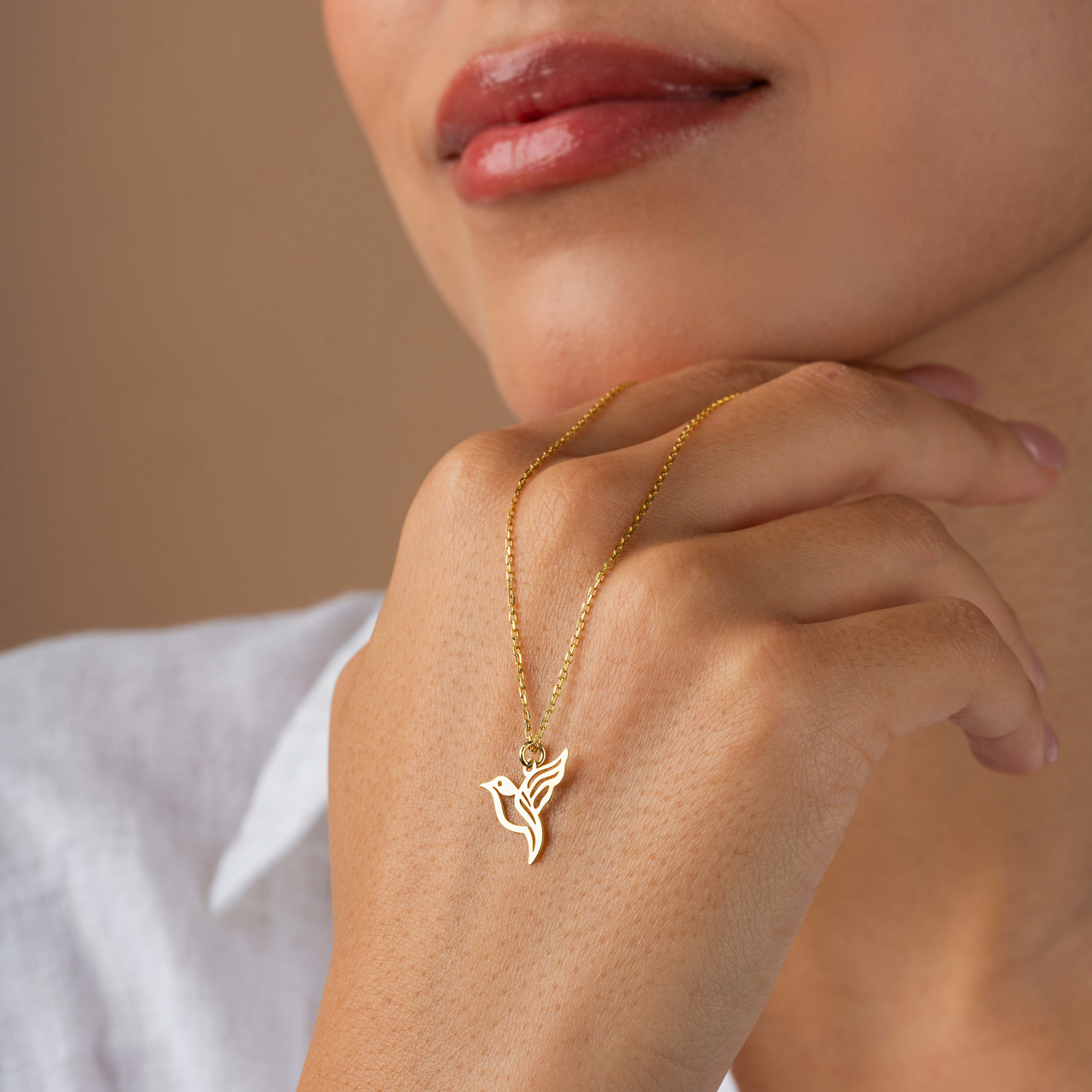 Hummingbird Necklace – UXV Jewelry