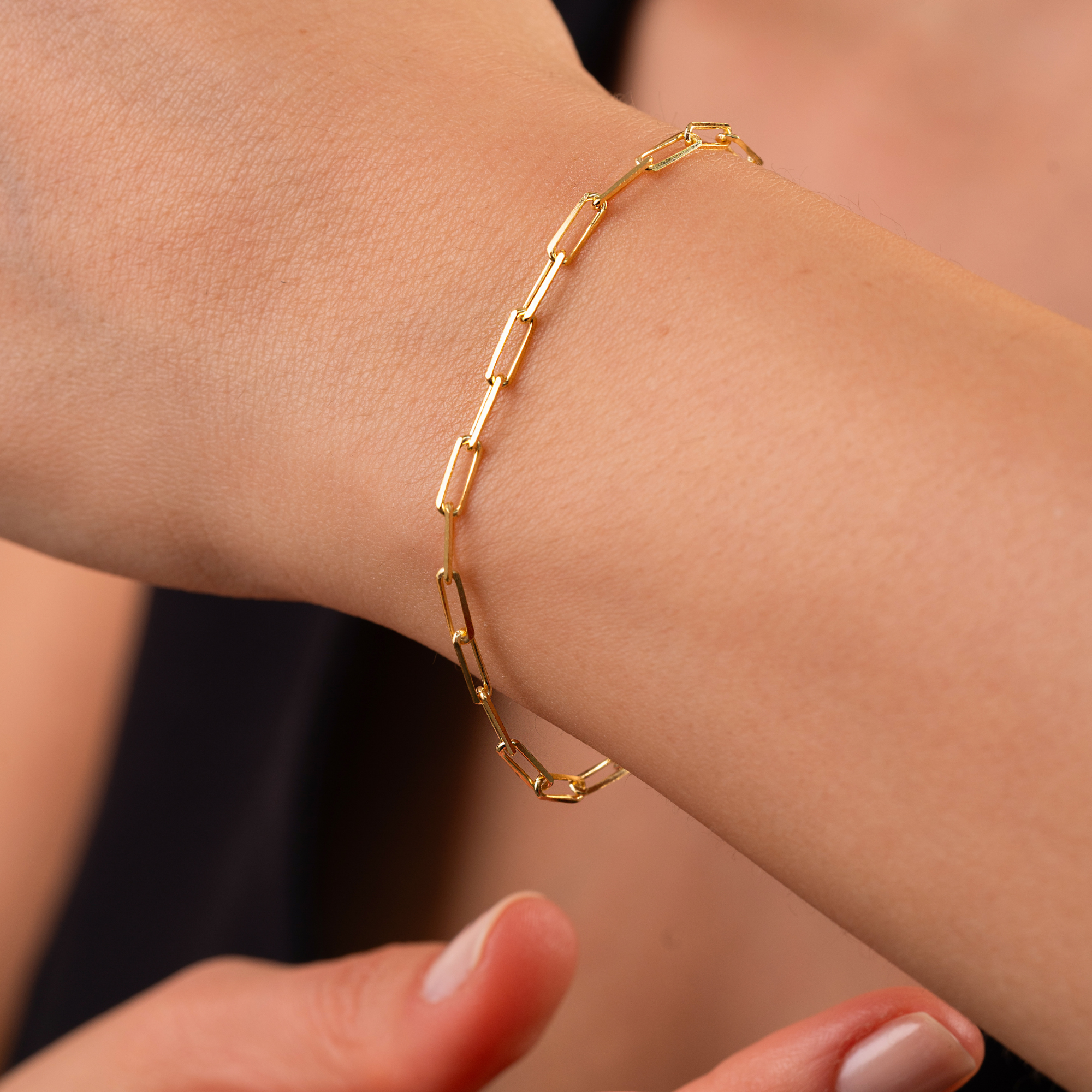 Paperclip Chain Bracelet – Dainty & Modern | UXV Jewelry