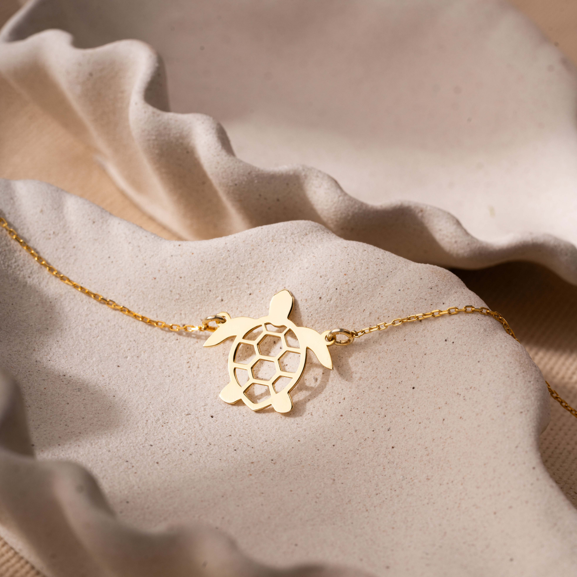 Turtle Necklace – UXV Jewelry