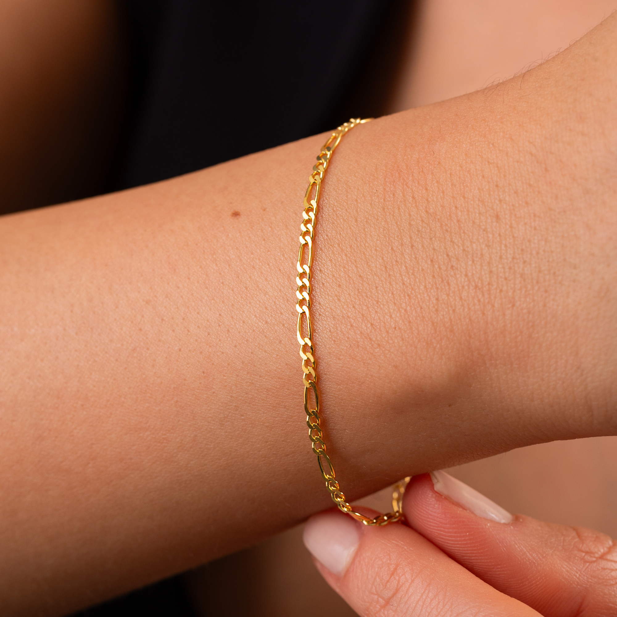 Figaro Chain Bracelet – UXV Jewelry