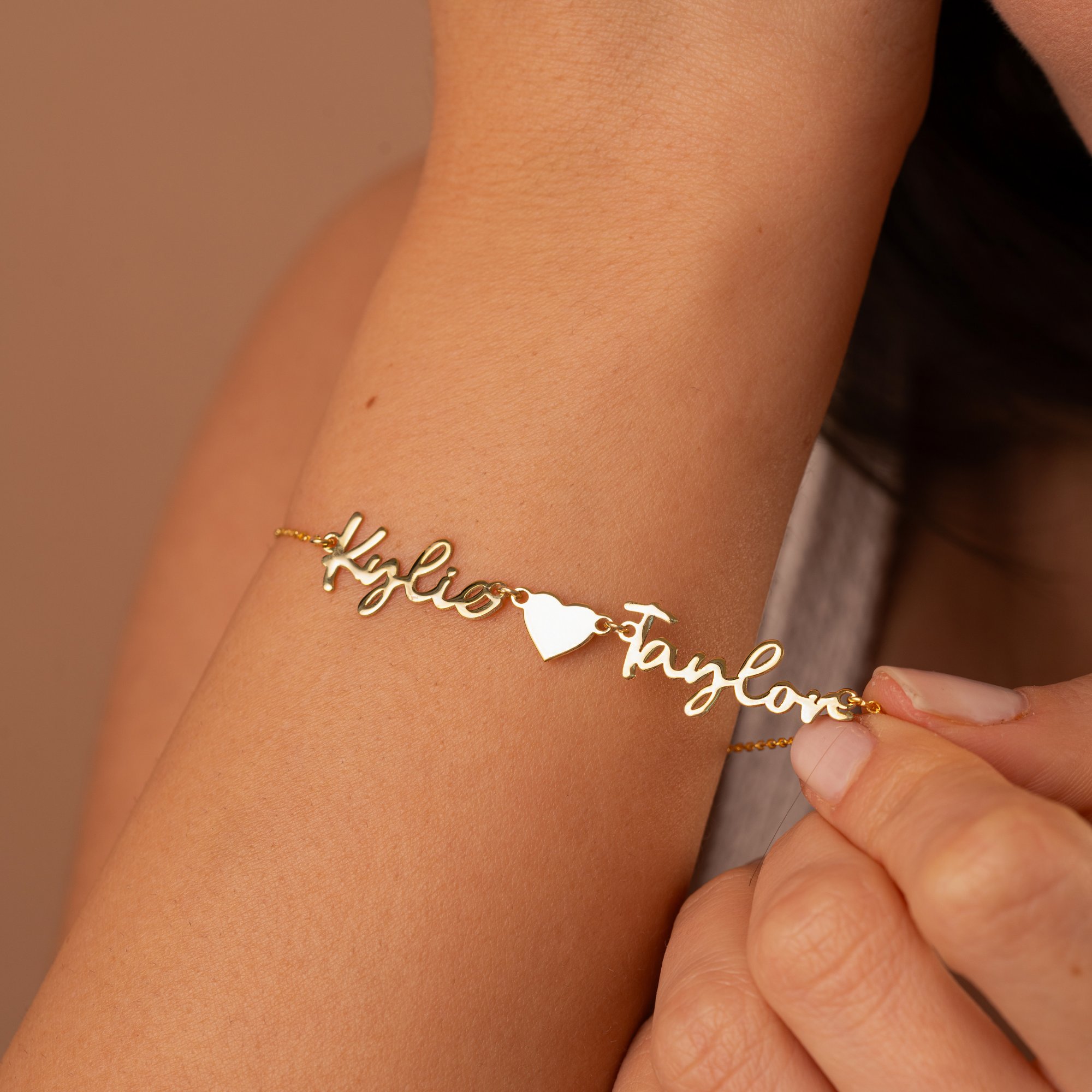 Two Name Bracelet with Heart – Personalized Custom Jewelry by UXV