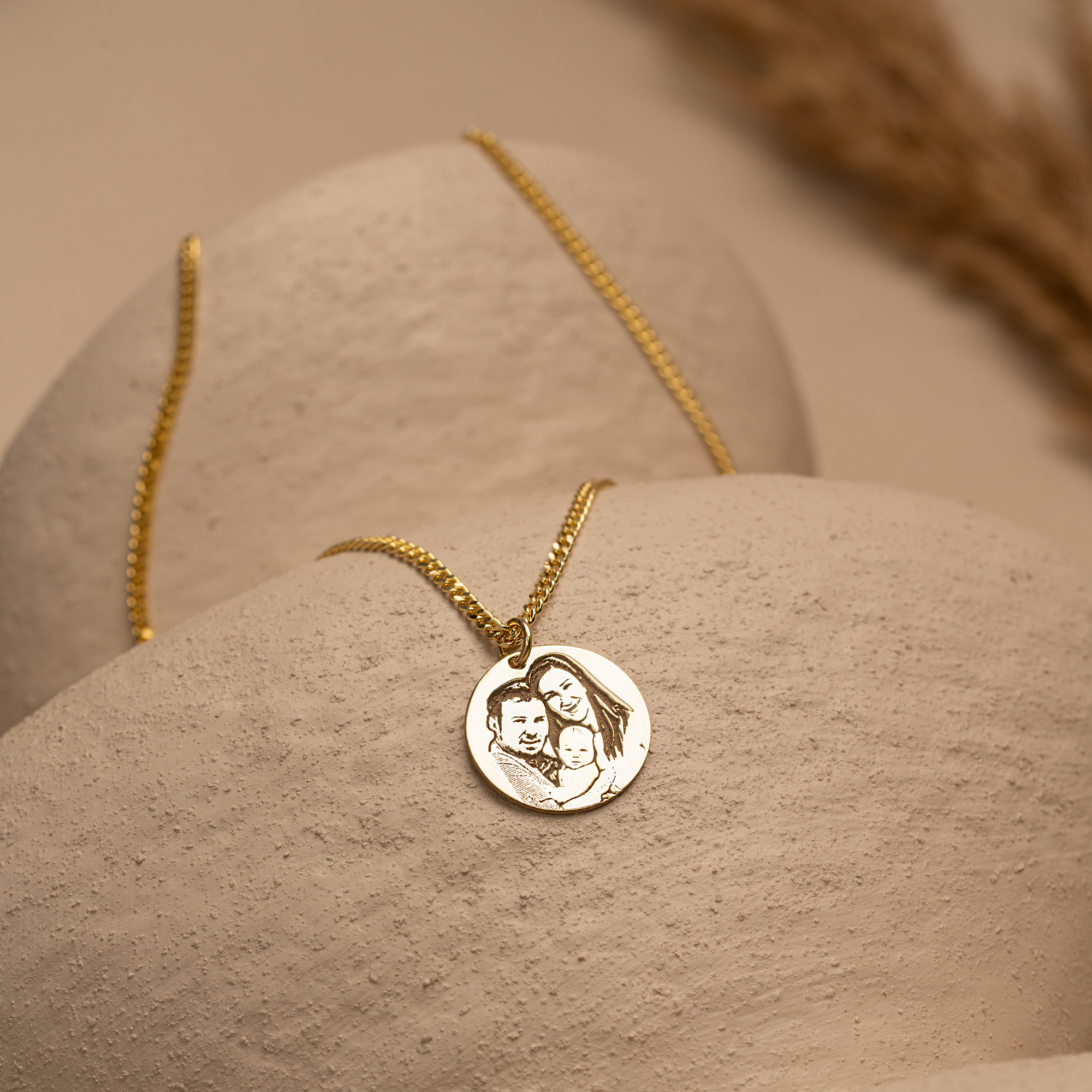 Custom Engraved Family Portrait Necklace | Personalized Photo Pendant