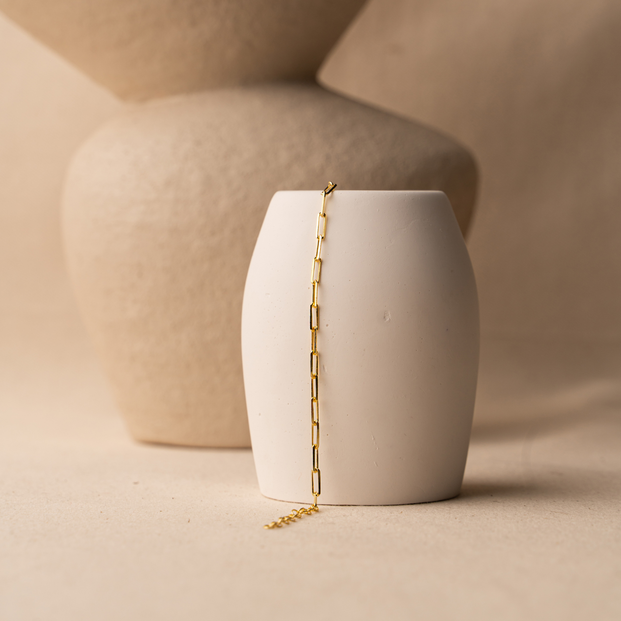 Paperclip Chain Bracelet – Dainty & Modern | UXV Jewelry